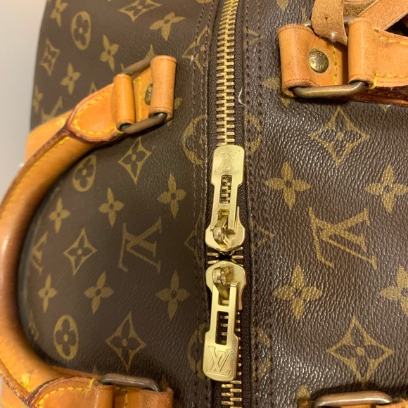 Louis Vuitton Keepall55 - Picture 11 of 11